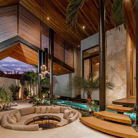 Villa Levante Bali By House Of Winds - Tropical Oasis Near Canggu Kerobokan  Exterior photo