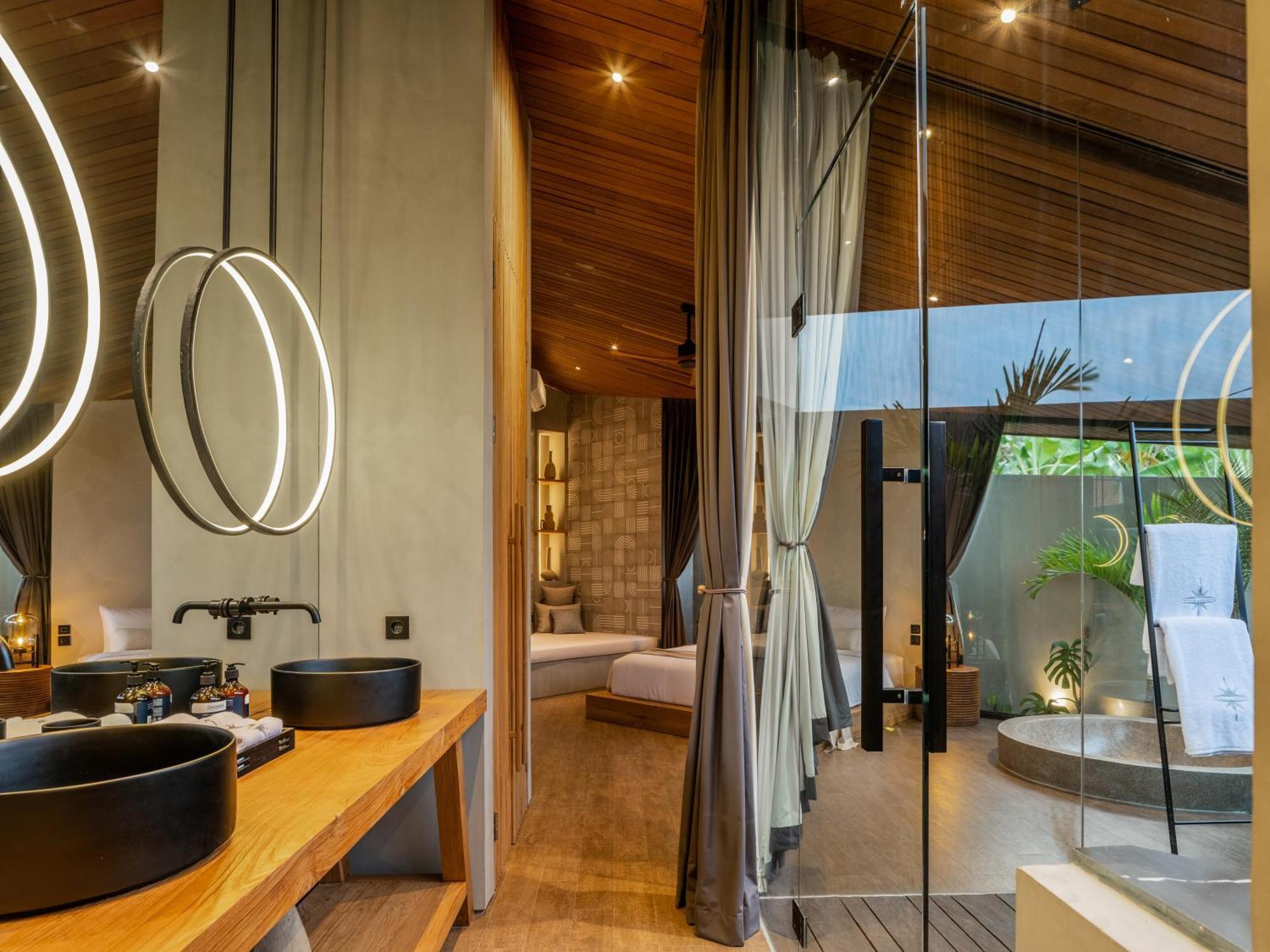 Villa Levante Bali By House Of Winds - Tropical Oasis Near Canggu Kerobokan  Exterior photo